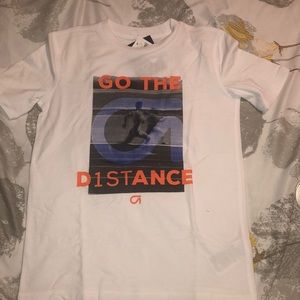 NWT Boys Gapfit T-shirt